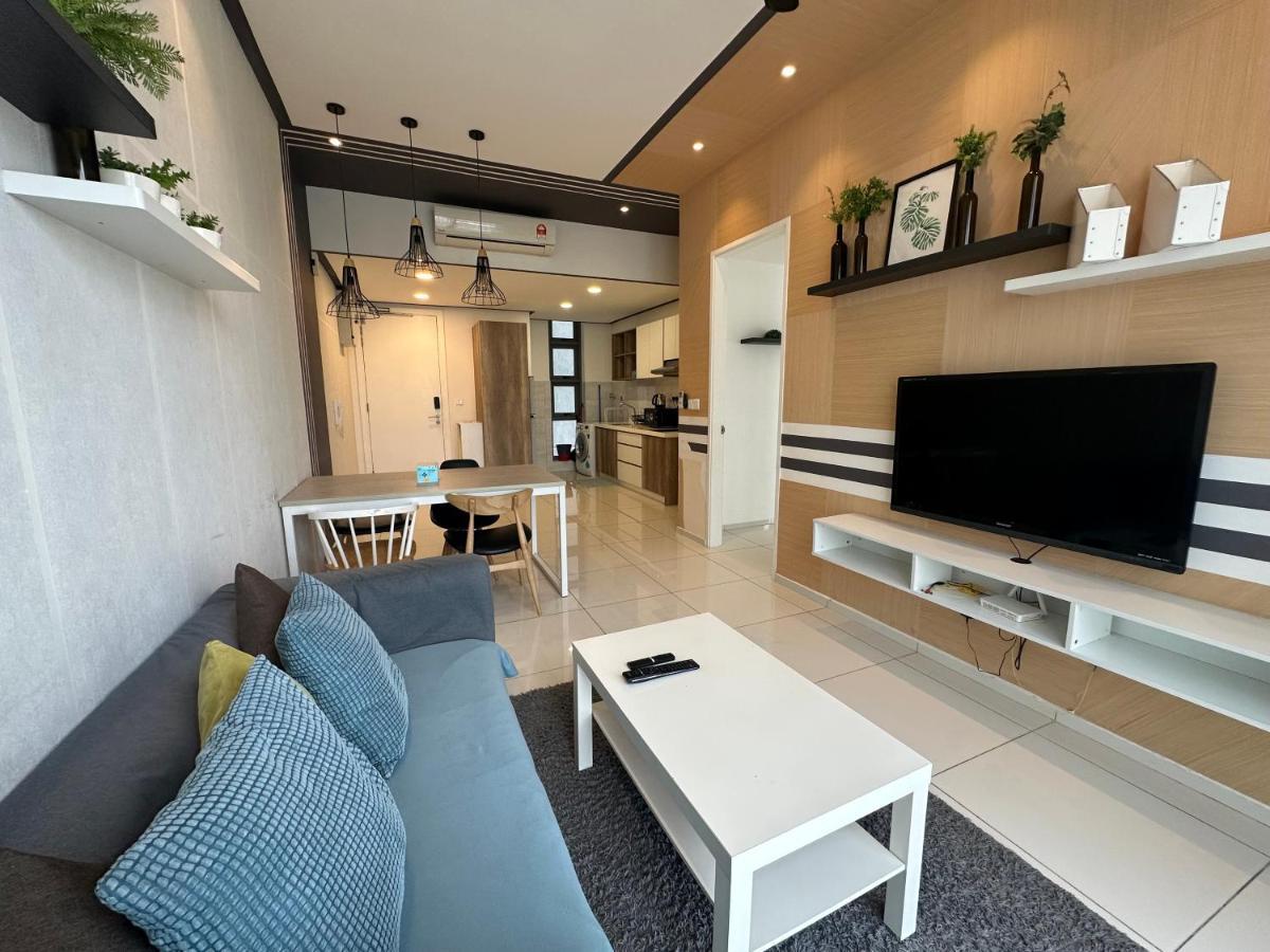 Robertson By Jr' Homes *